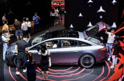 政策頻出利車市復蘇，深圳車展人氣爆棚推動汽車銷售熱潮